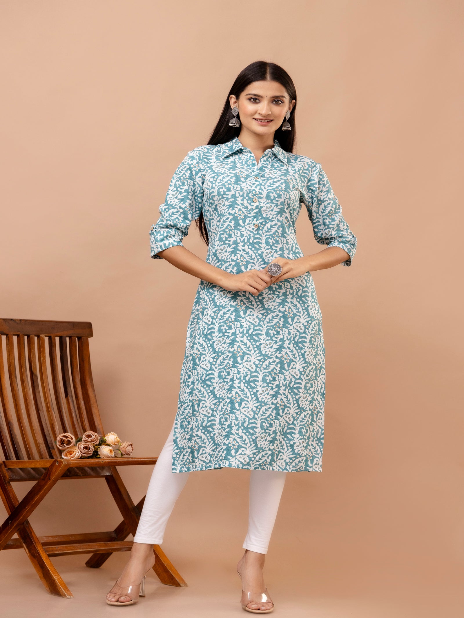 Maluka Women’s Pink & Light Blue Ethnic Motif Rayon Straight Kurta