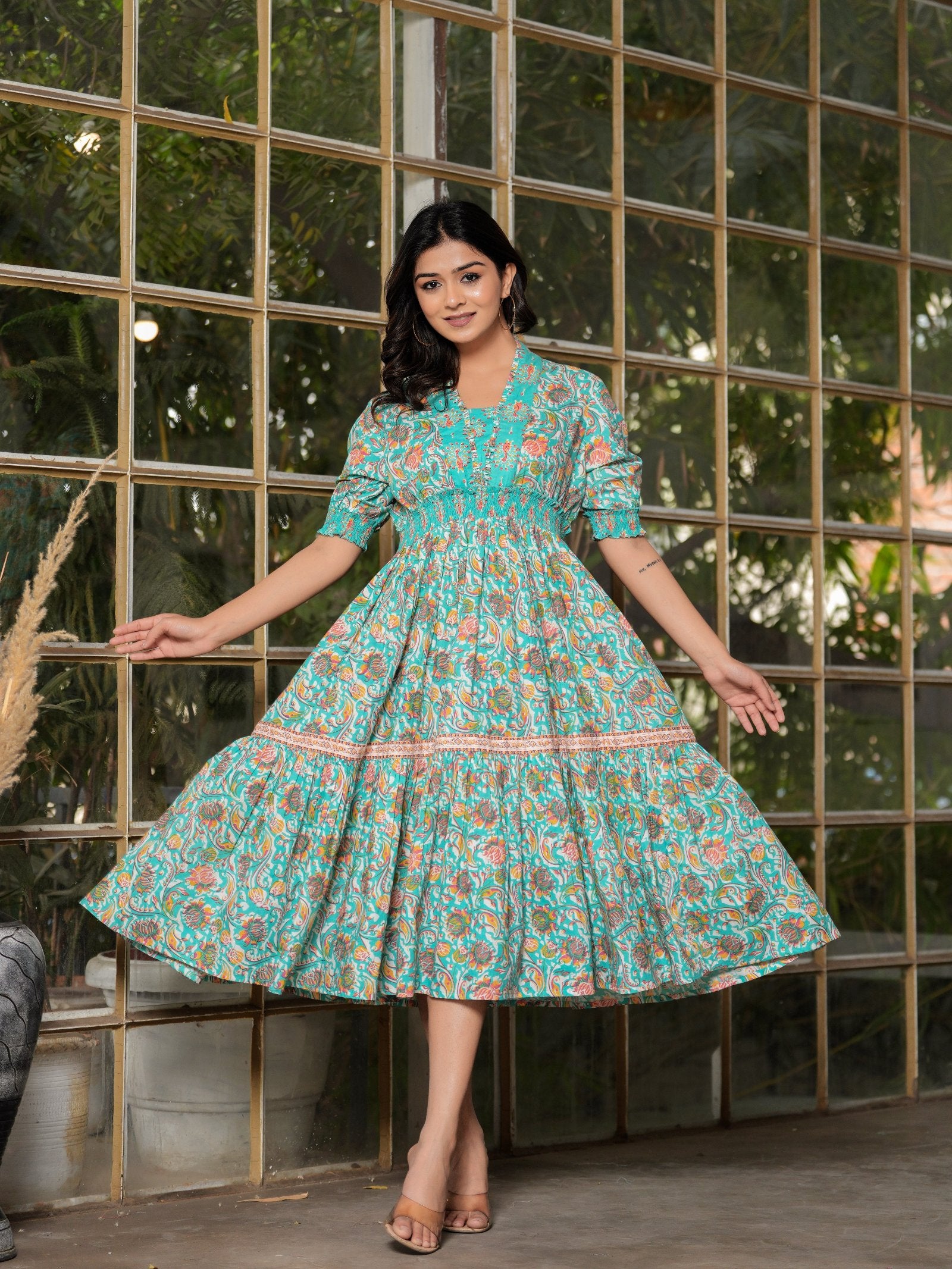 Maluka Women Cotton Floral Tiered Kurta