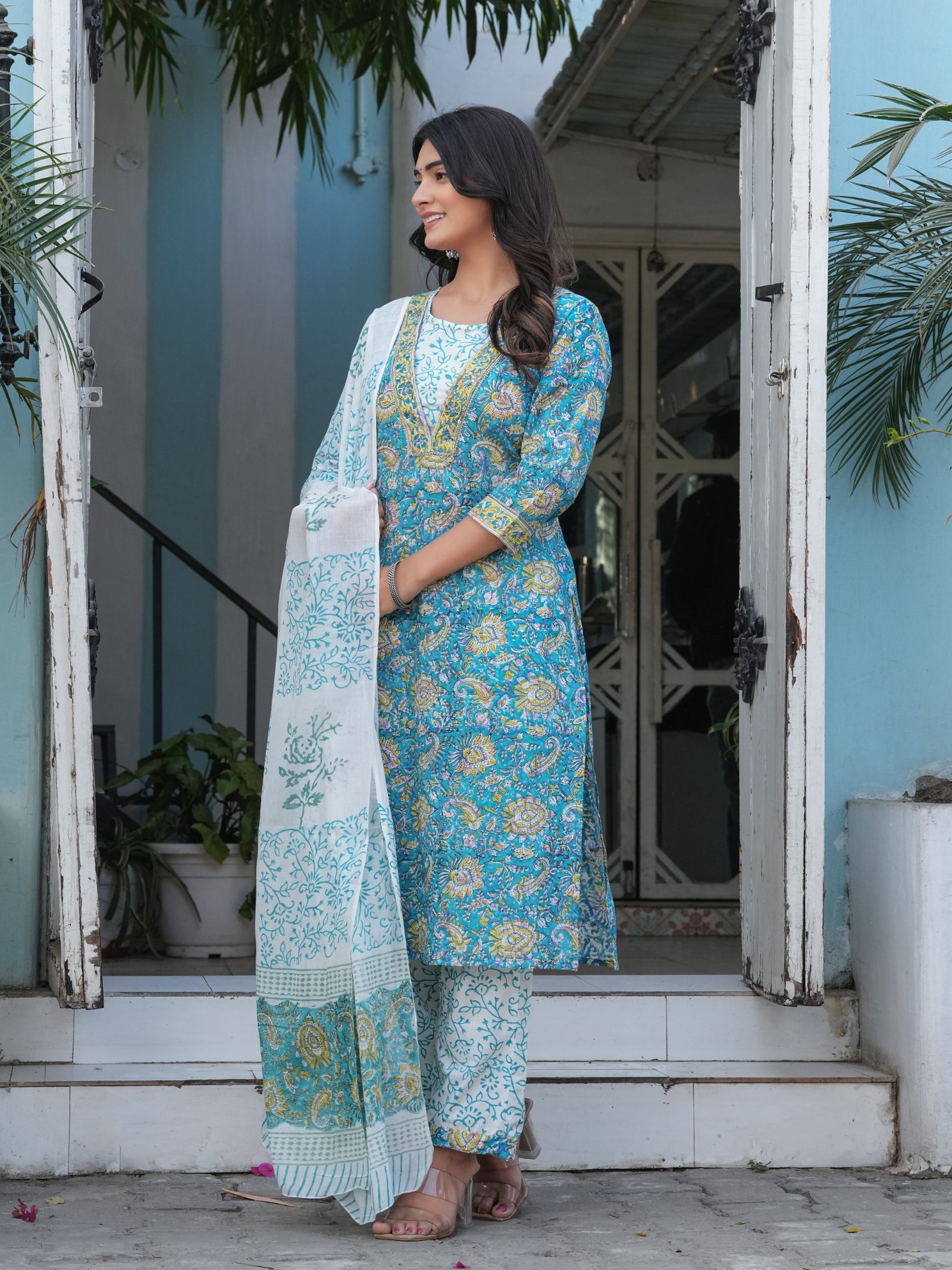 Maluka Women’s Turquoise Blue Floral Cotton Kurta Set with Dupatta